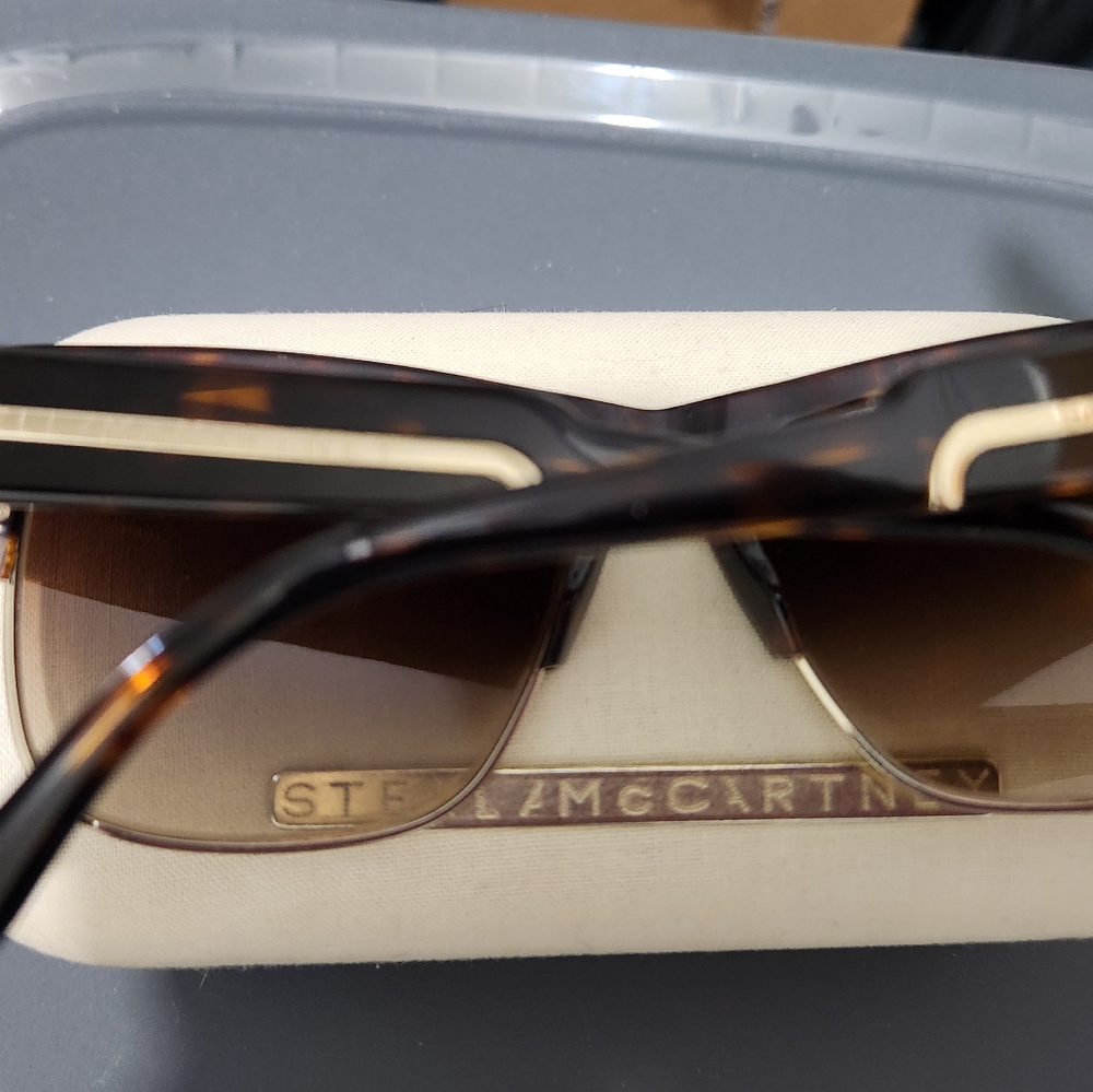 Stella McCartney Sunglasses - Picture 11 of 11